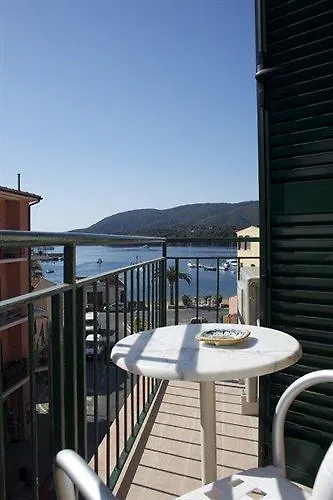 Bed & Breakfast Affittacamere Vista Mare Porto Azzurro